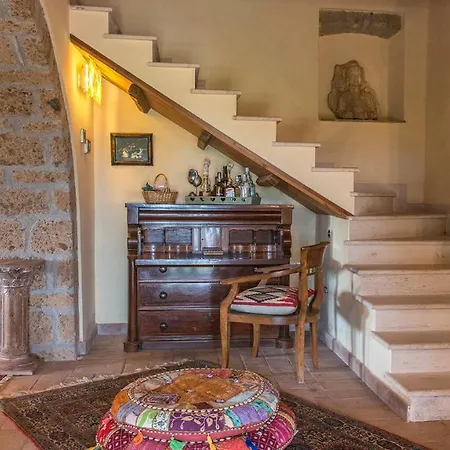 Il Noceto 8, Emma